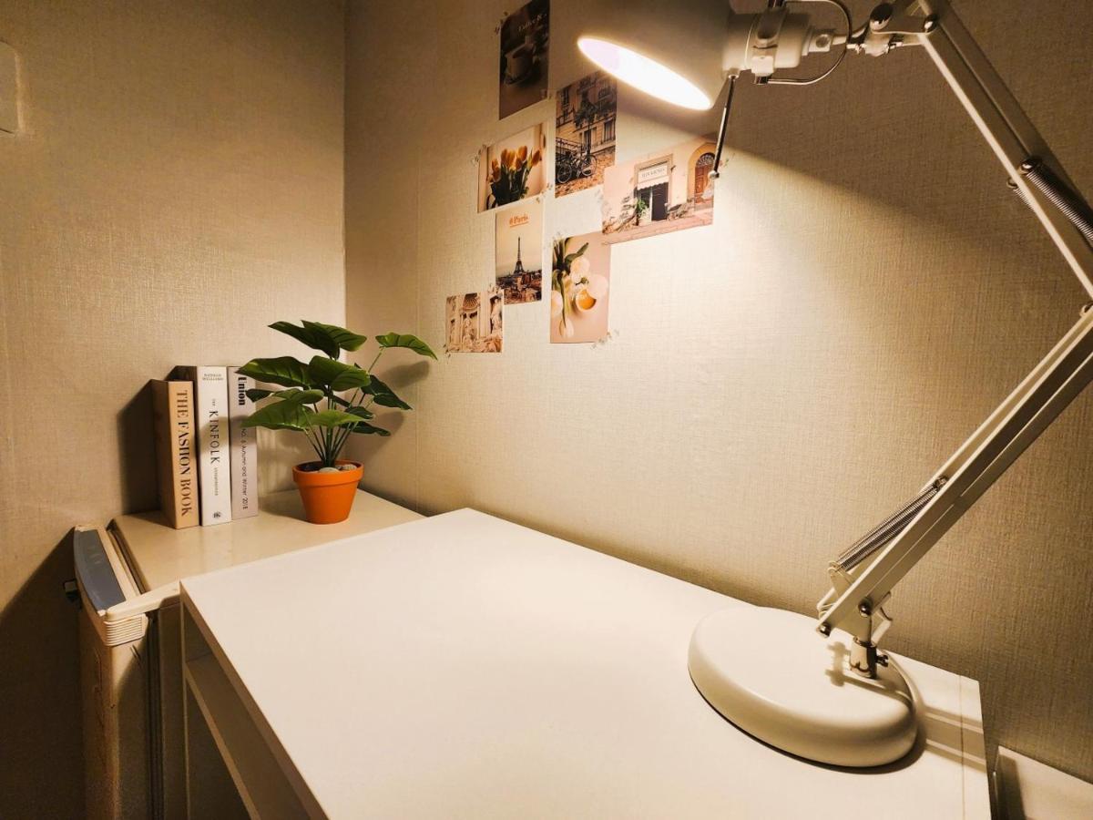 Oreum Stay Myeongdong - Female Only Сеул Экстерьер фото